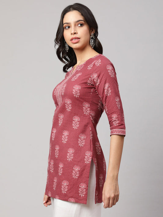 Women Mauve Straight Tunic With Three Quarter Sleeves