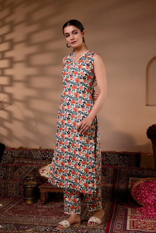 Women Off White Printed Straight Kurta With Trouser