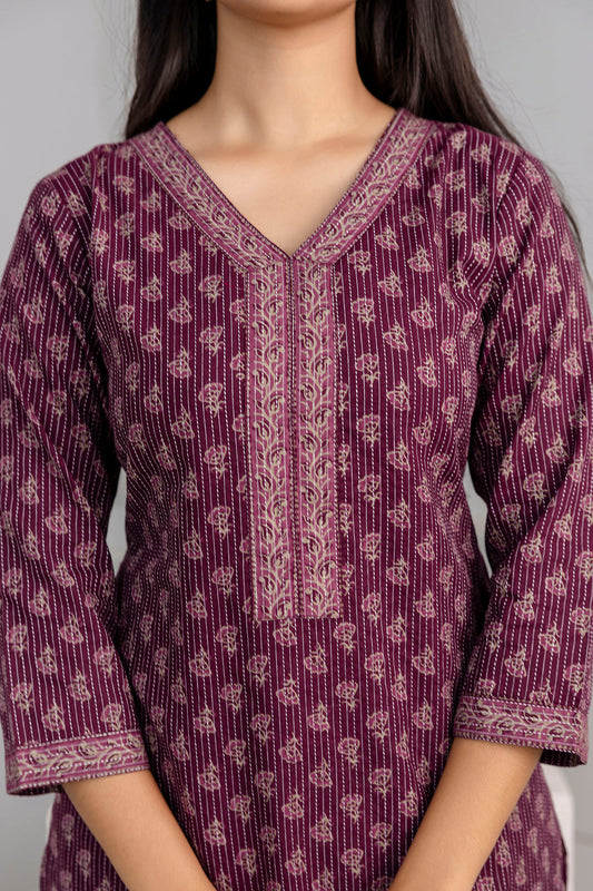 Burgundy Printed Straight Kurta With Three Quarter Sleeves