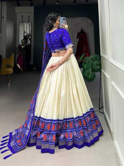 Lehenga Patola Print