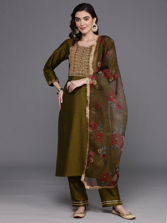 Women Green Embroidered Straight Kurta Trousers With Dupatta Set