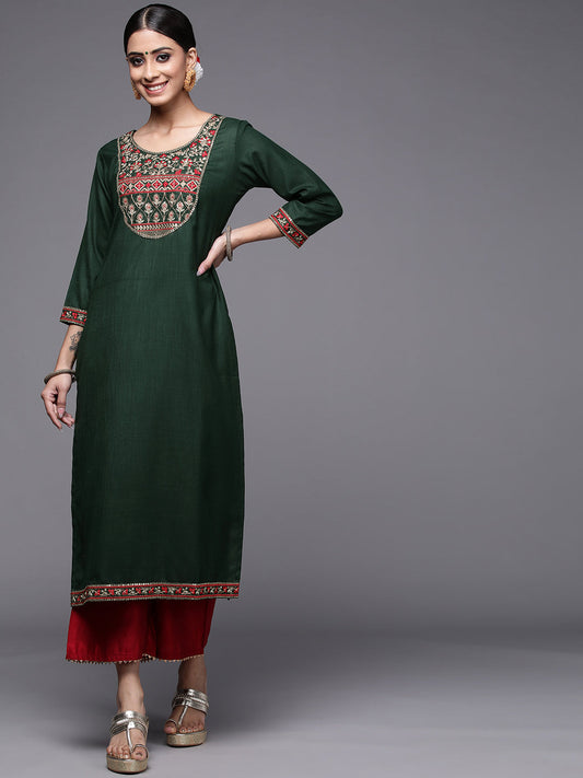 Women Green Solid Straight Kurtas