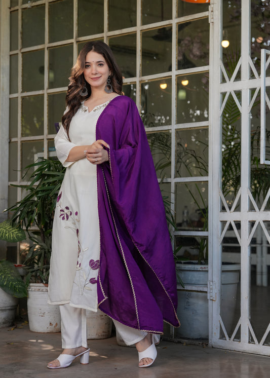 Beautiful Thread Work Viscose Rayon Fabric Straight Kurta, Pant and Dupatta Set