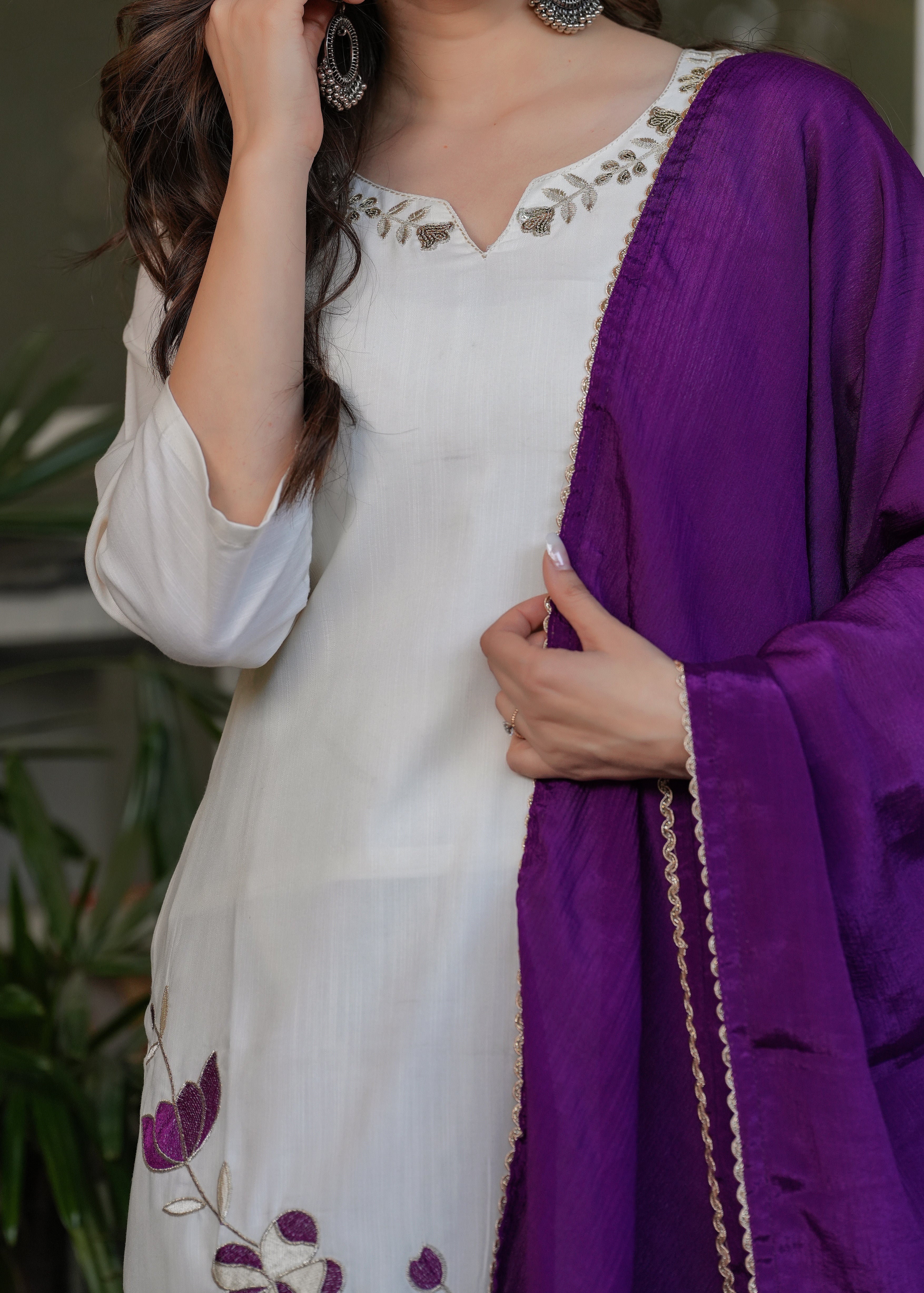 Beautiful Thread Work Viscose Rayon Fabric Straight Kurta, Pant and Dupatta Set