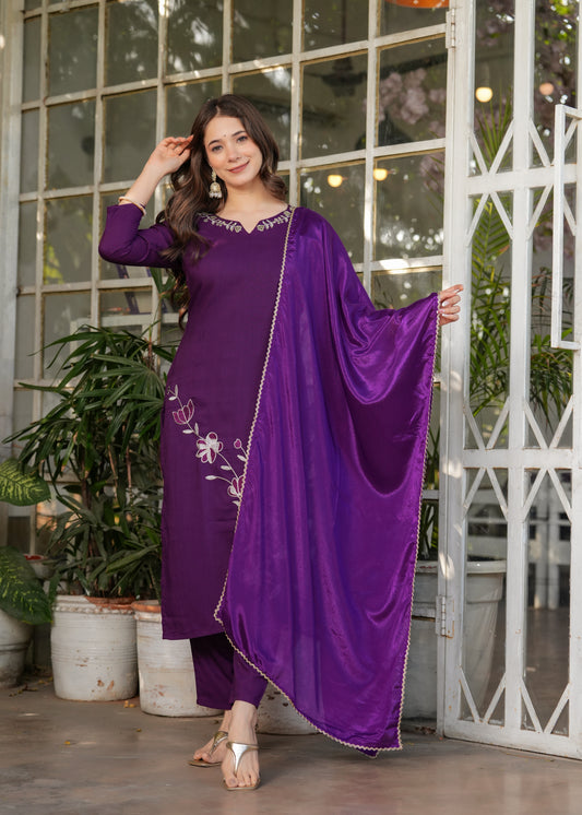 Beautiful Thread Work Viscose Rayon Fabric Straight Kurta, Pant and Dupatta Set