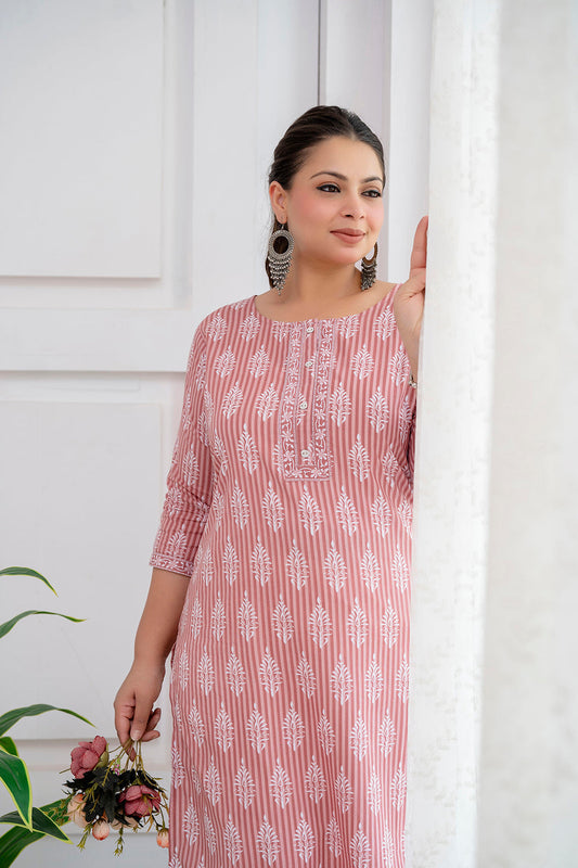 Plus Size Pink Printed Straight Kurta For Women