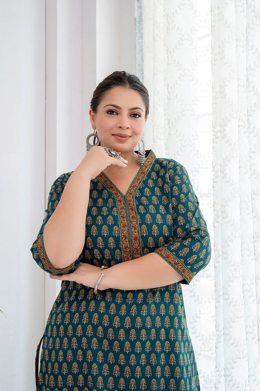 Plus Size Green Printed Straight Kurta For Women