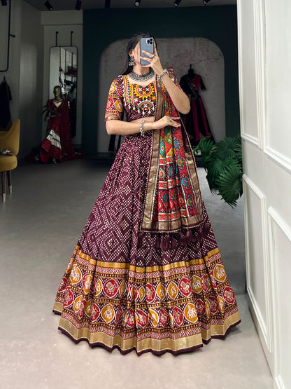 Lehenga(Stitched)