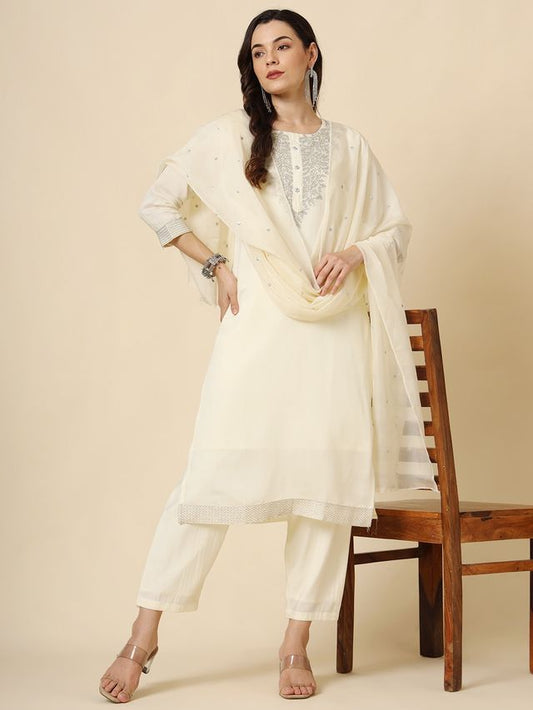 Cream Muslin Silk Blend Designer Embroidery Work Ethnic Partywear