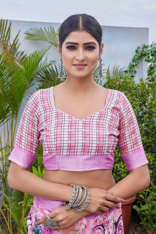 Pink Color Beautiful Fashinove Looks Smart Printed Linen Blend Saree