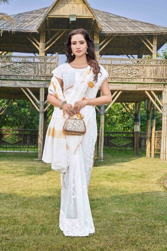 White Color Silk Cotton Wevon Thread Designer Ethnic Casual Looks Saree