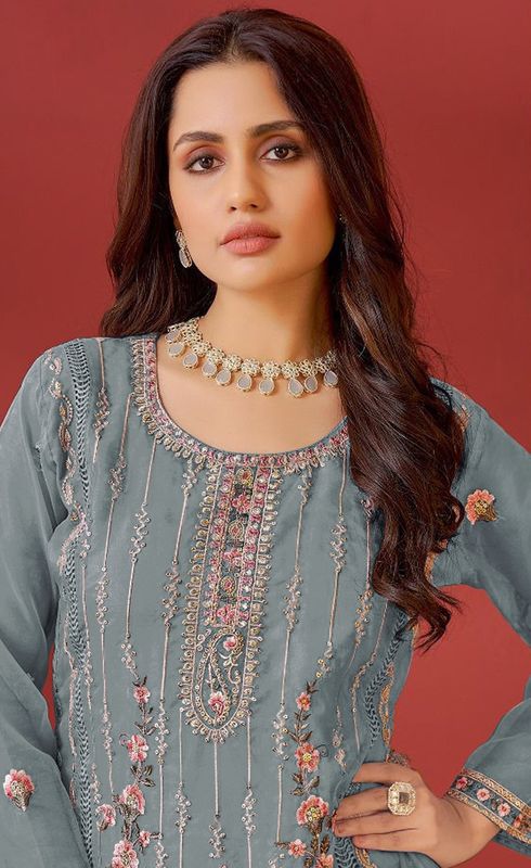 Grey Georgette Designer Embroidery Work Trendy Graceful Ceremonial Pakistani Salwar Kameez