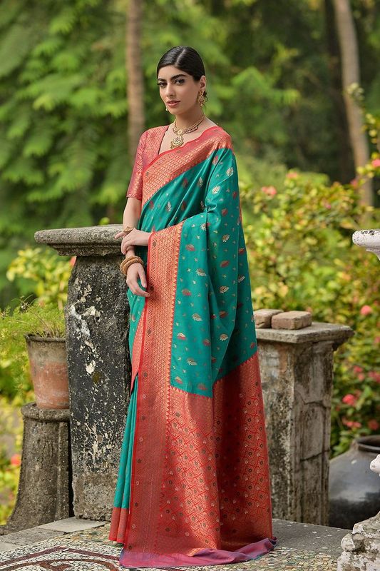 Rama All Over Zari Woven Leaf Design With Contrast Flower Zari Woven Pallu Saree