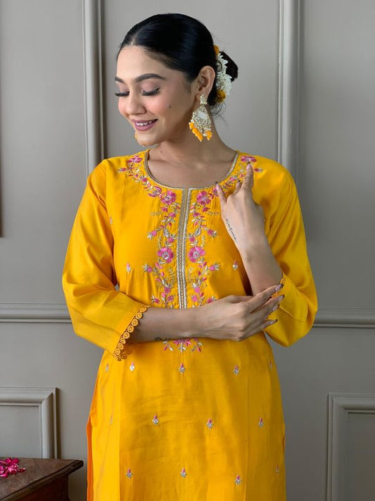 Yellow Chanderi Silk Straight Kurta