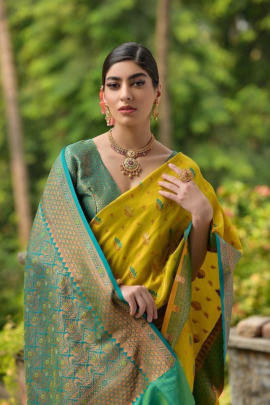 Lemon-Yellow All Over Zari Woven Leaf Design With Contrast Flower Zari Woven Pallu Saree