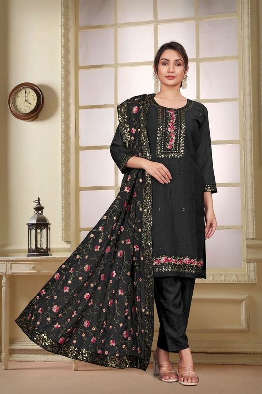 Black Color Beautiful Embroidered Georgette Fabric Salwar Suit