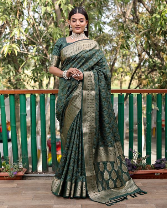 Green Weaving Bandhej Patola Designer Handloom Silk Saree