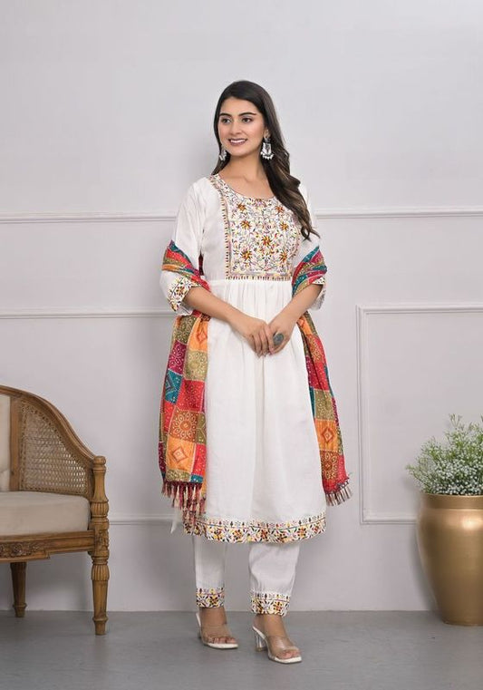 White Color Viscoce Silk Fabric Designer Embroidery Work Salwar Kameez For Ceremonial Looks