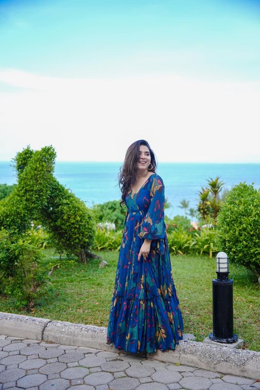 BLUEHeavy GeorgetteKurtas